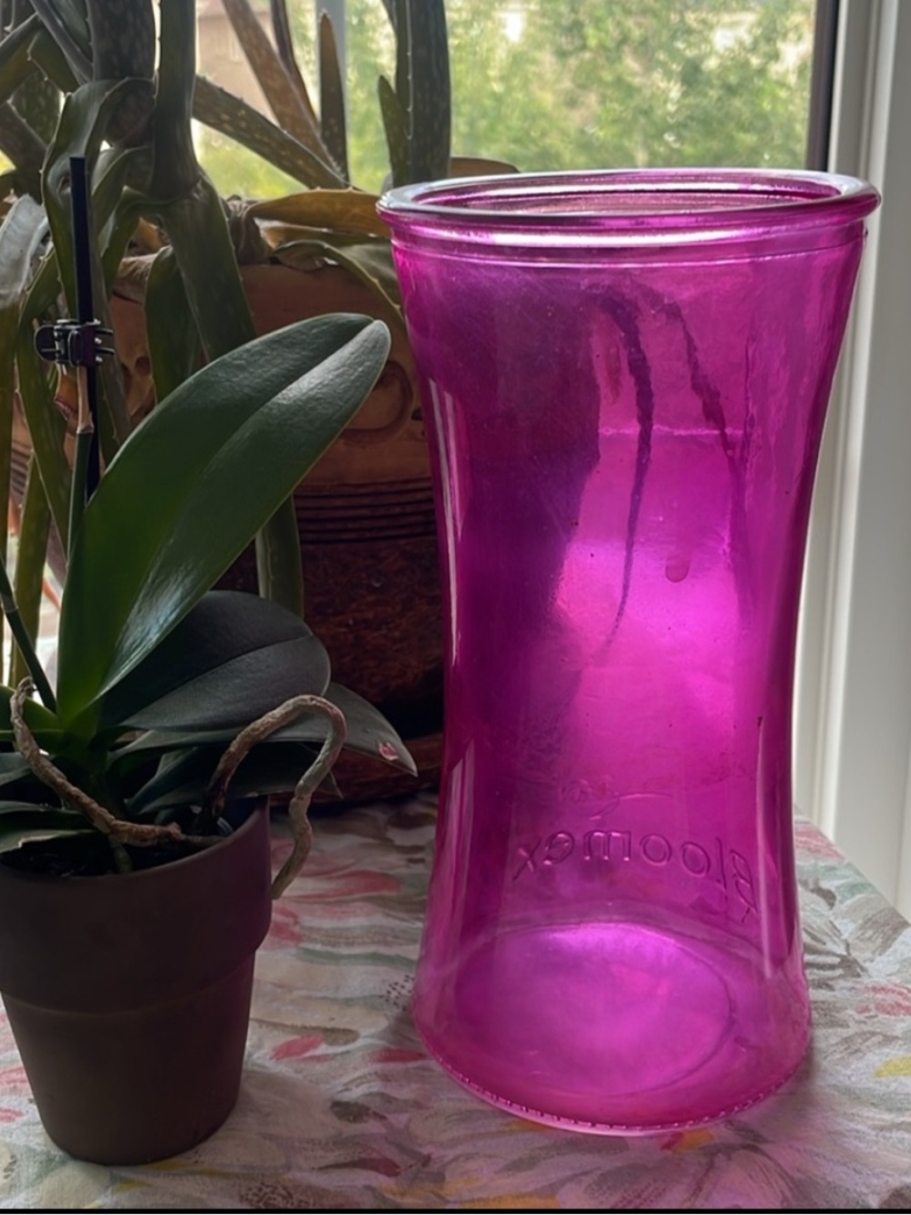Bloomex Pink Purple Glass Flower Vase Fluted Hourglass Table Decor 20cm
